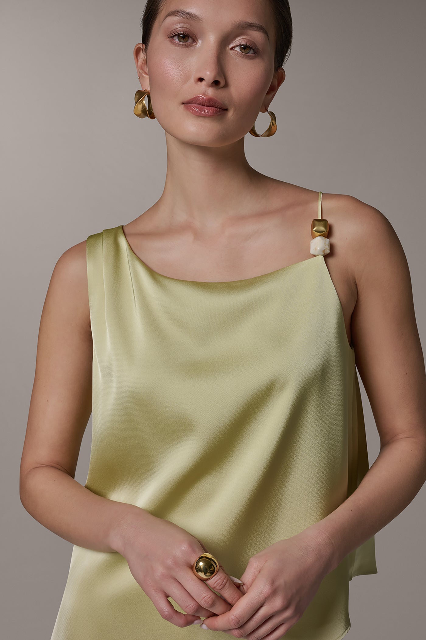 SLEEVELESS ASYMMETRIC BEAD TANK