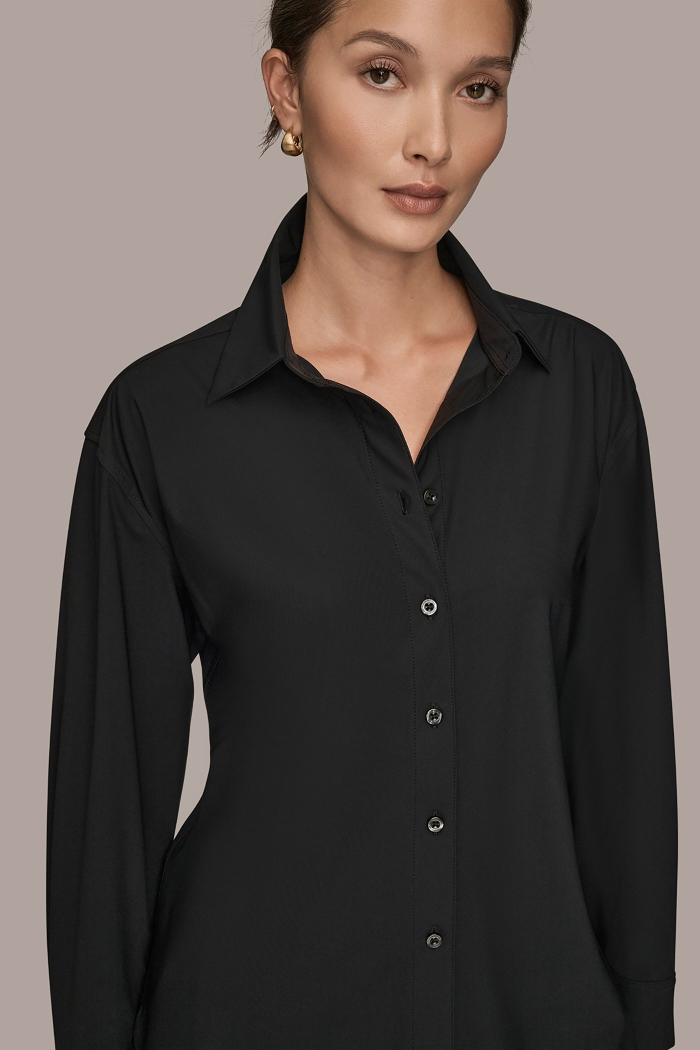 THE MODERN TRAVEL BUTTON-DOWN SHIRT