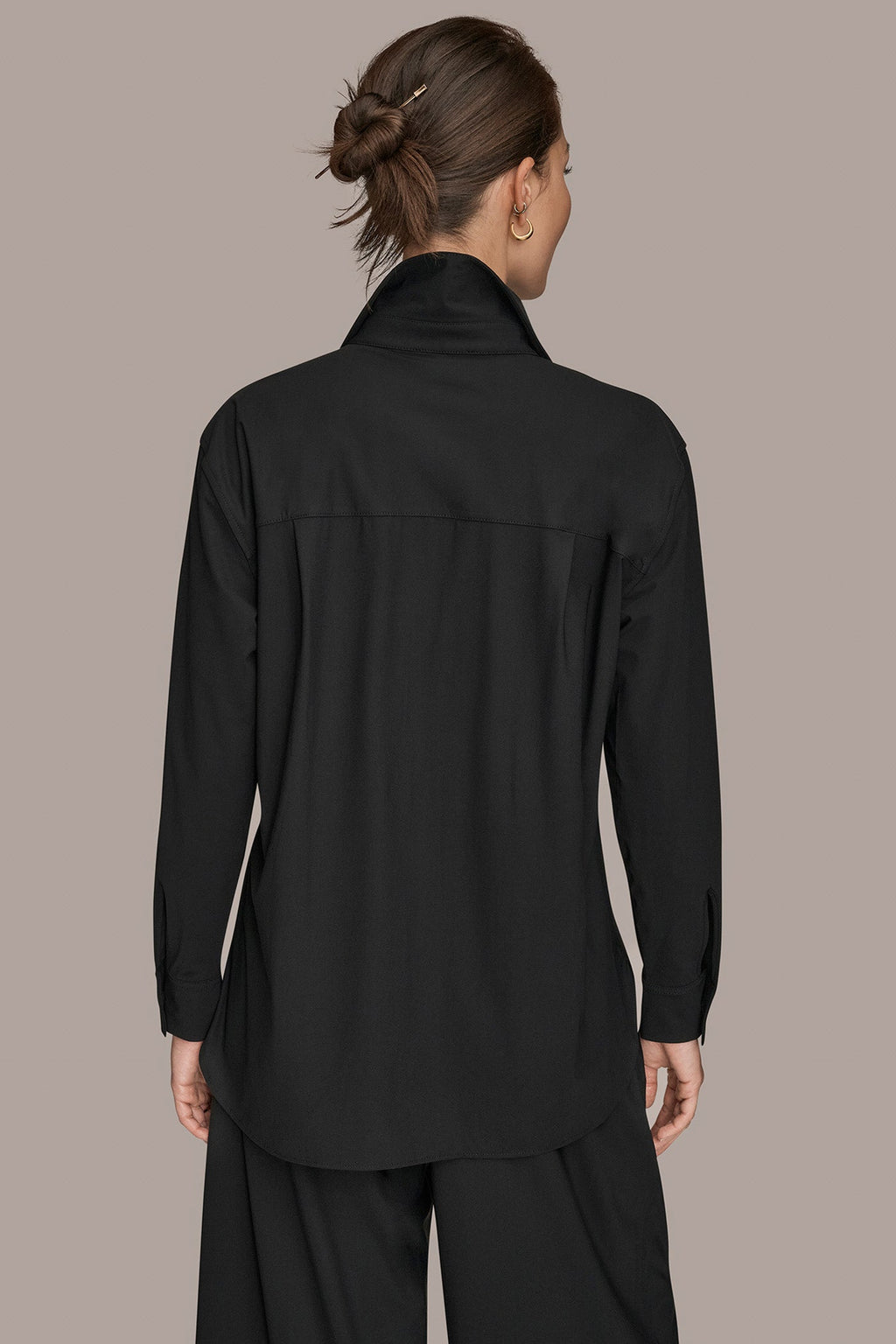THE MODERN TRAVEL BUTTON-DOWN SHIRT
